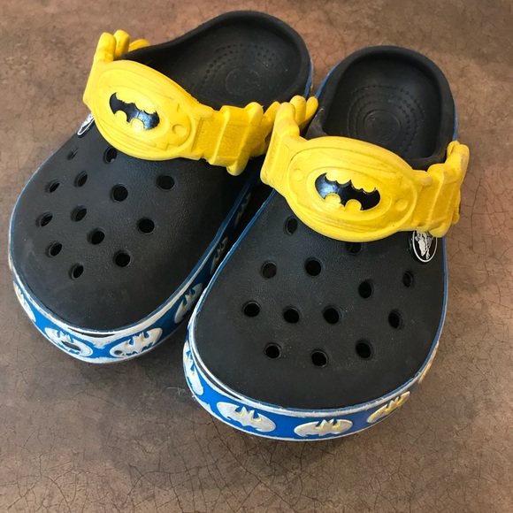 batman crocs size 9